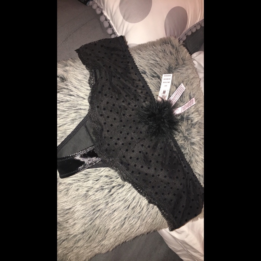 vs holiday panty bundle